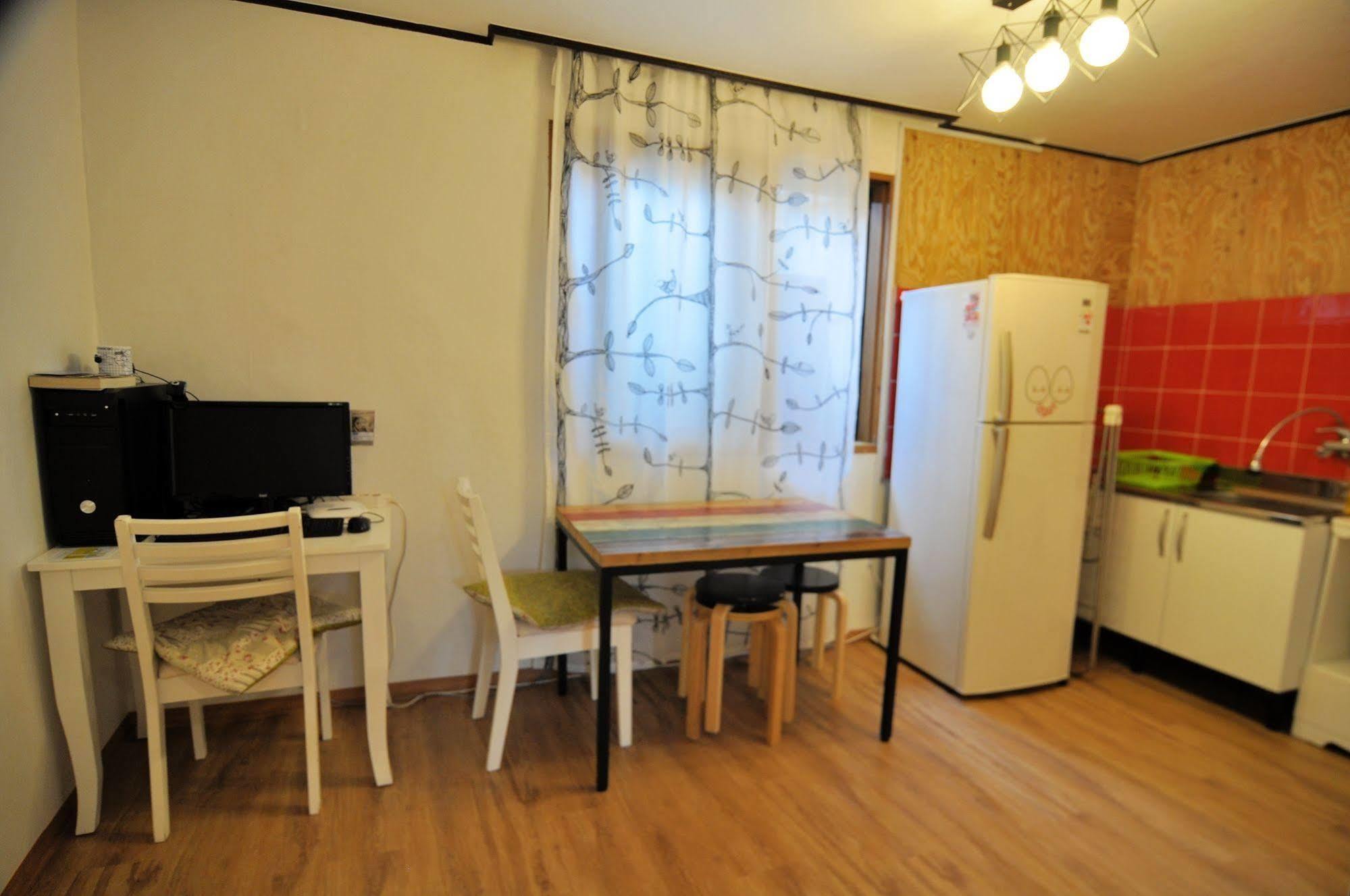Backpackers Inside Hostel Seoul Luaran gambar