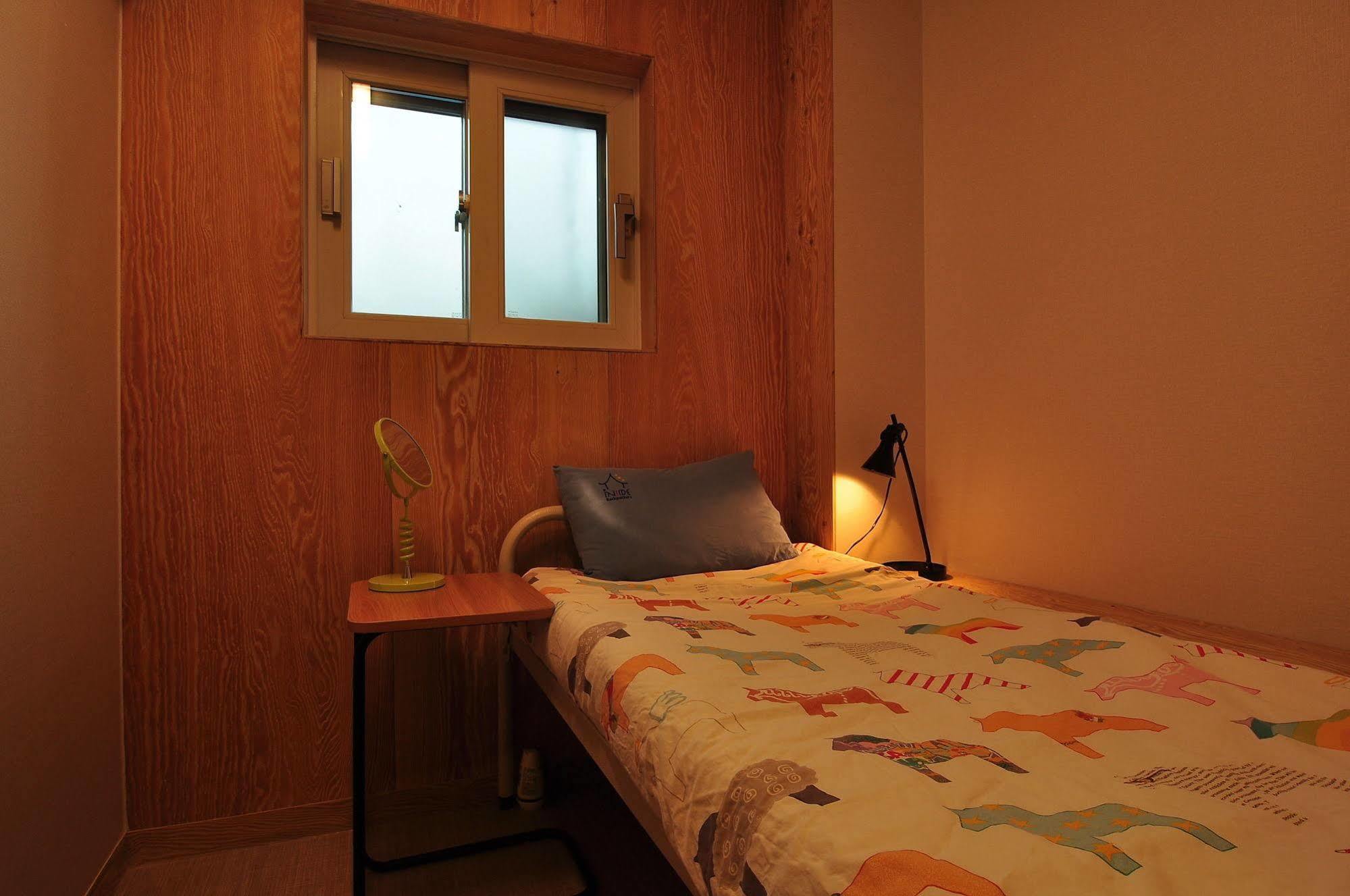 Backpackers Inside Hostel Seoul Luaran gambar